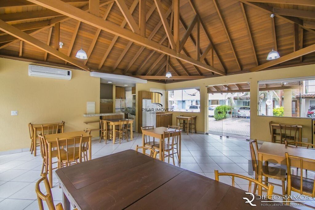 Casa em condomínio 3 dormitórios sendo 1 suíte bairro Vila Nova Porto Alegre