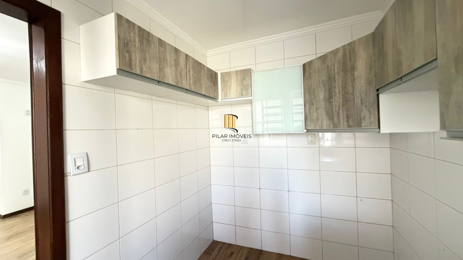 Apartamento de 2 dormitórios com vista para o Marinha no bairro Menino Deus em Porto Alegre/RS