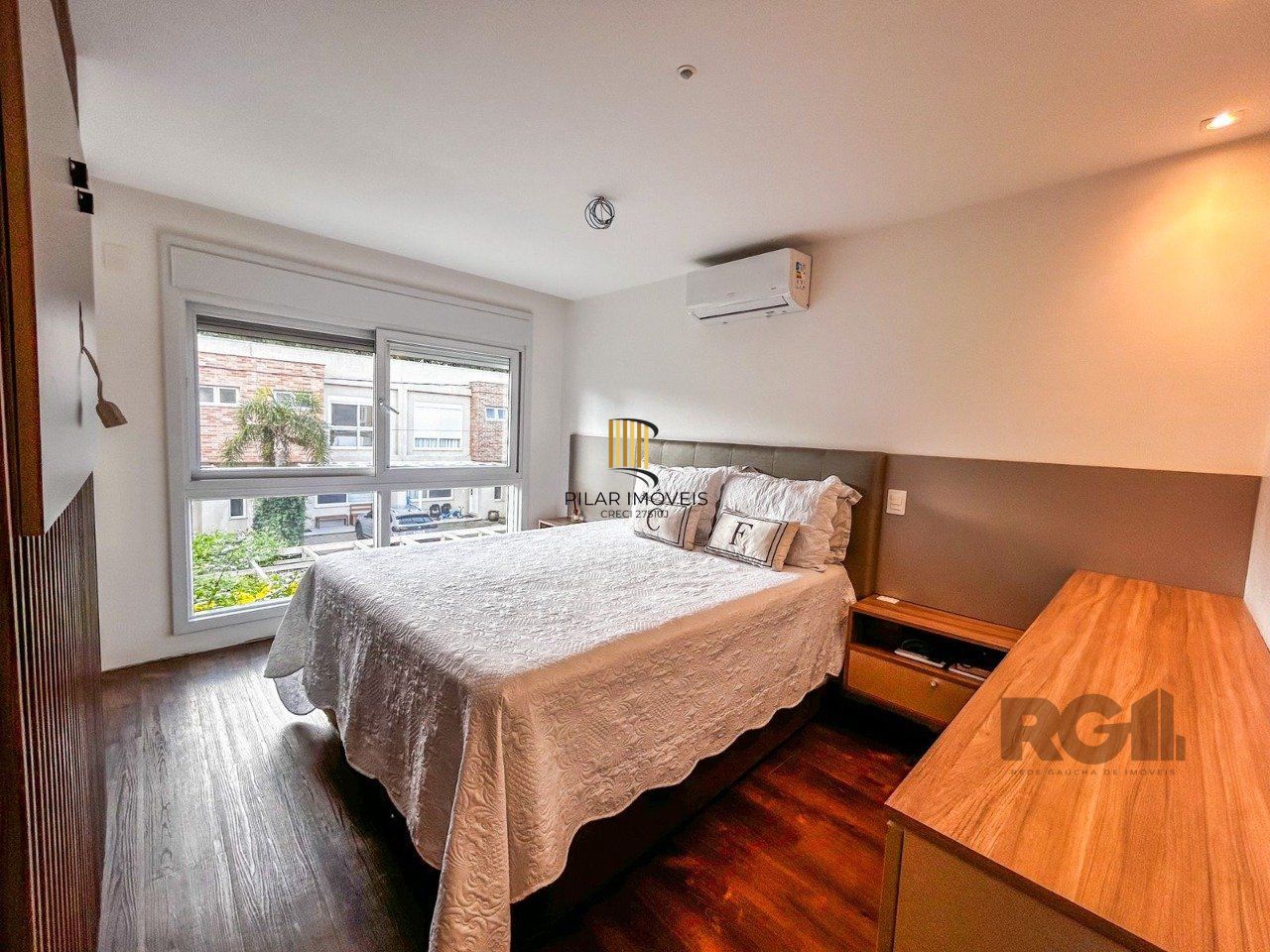 Casa Condominio para Venda - 196.38m², 4 dormitórios, sendo 2 suites, 2 vagas - Vila Nova