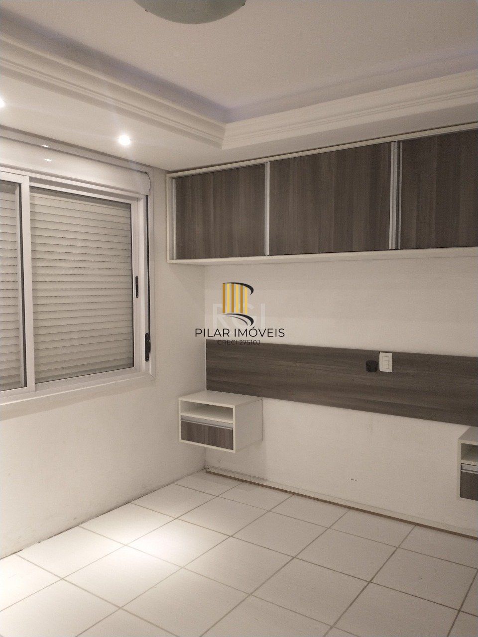 Apartamento para Venda - 54.63m², 2 dormitórios, 1 vaga - Camaquã
