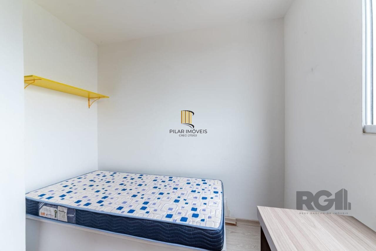 Apartamento 2 dormitórios e uma vaga no bairro morro santana com sacada.