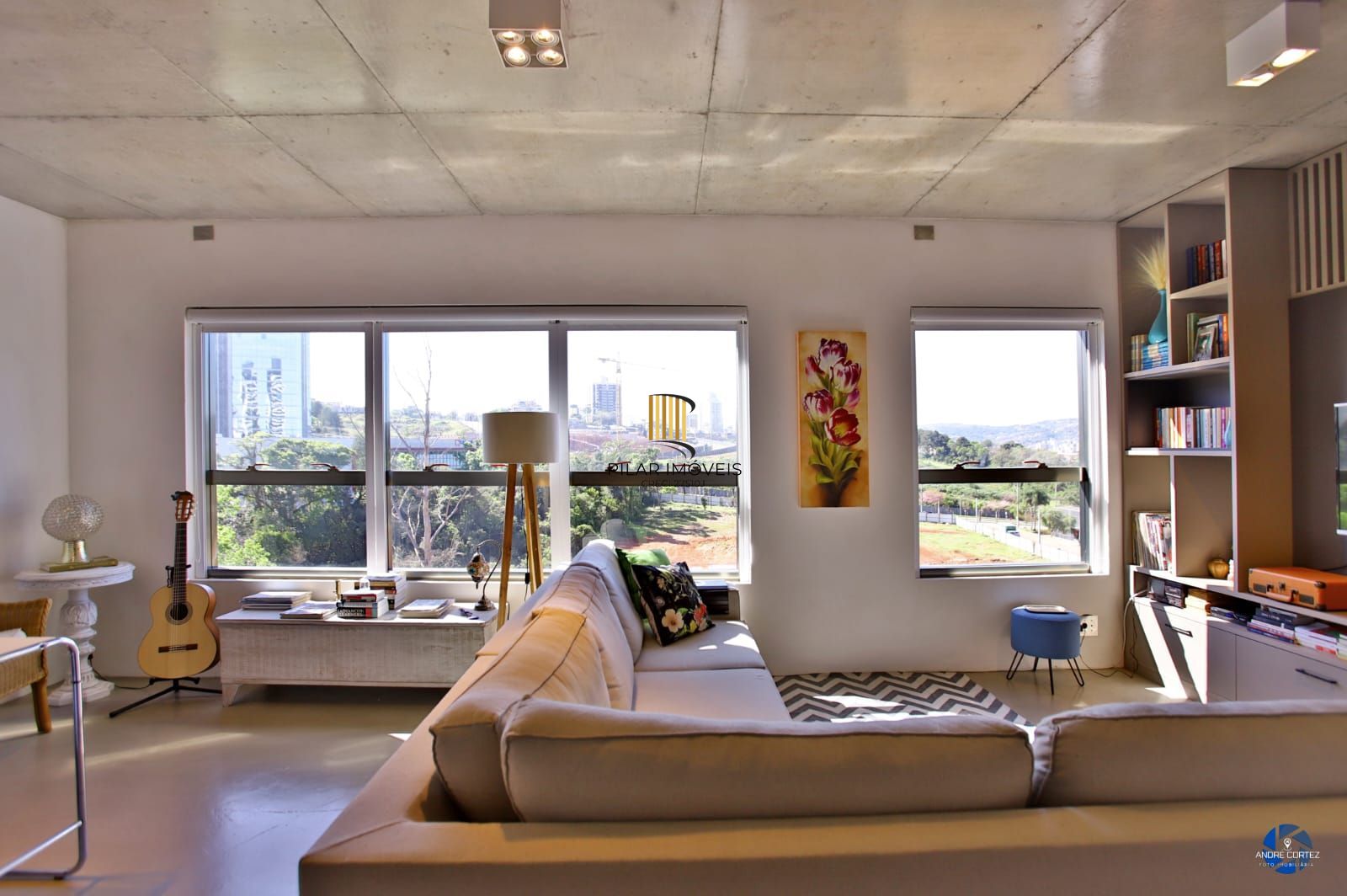 Apartamento de 02 quartos, , 01 vaga, 01 suítes, Área de serviço em Porto Alegre/RS