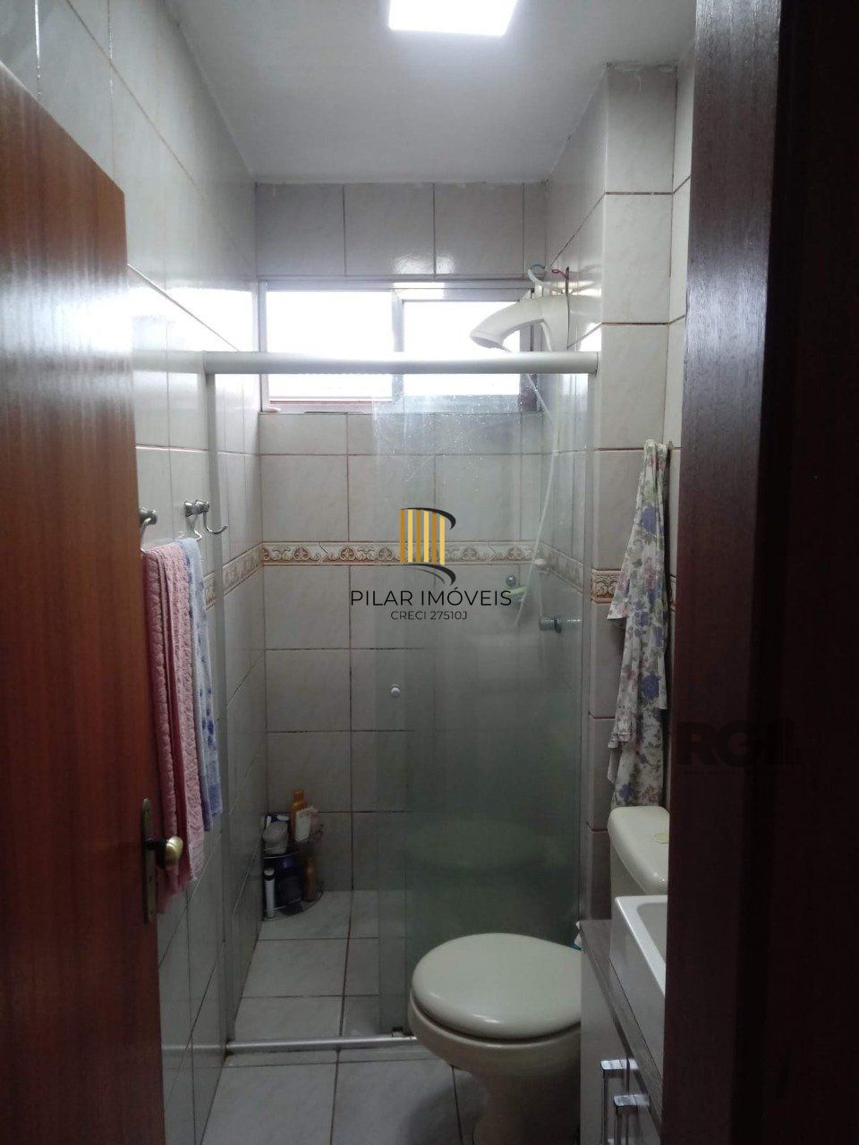 APARTAMENTO COM DOIS QUARTOS NO BAIRRO CAMAQUÃ