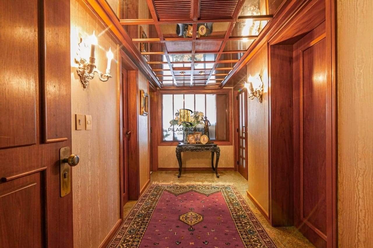 Apartamento para Venda - 246.47m², 3 dormitórios, sendo 1 suites, 2 vagas - Cristal