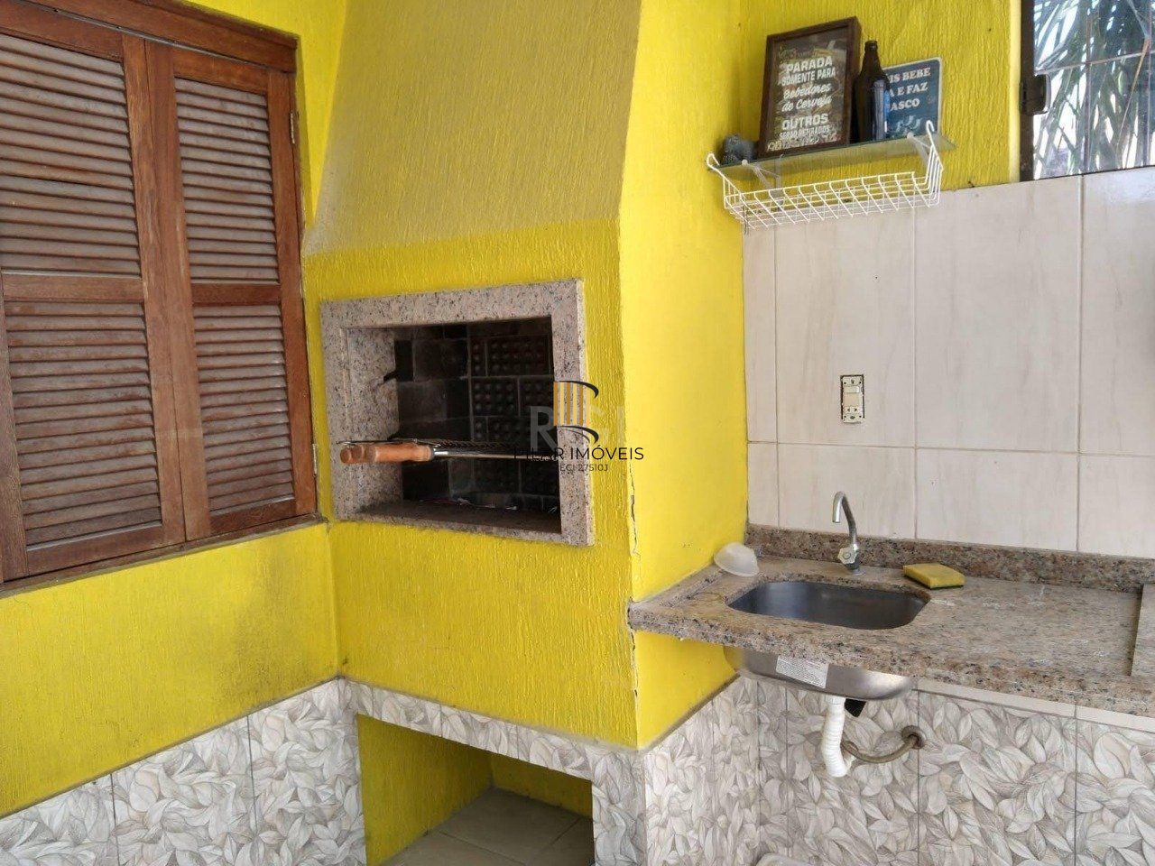 Casa, 2 dormitórios, 2 banheiros, 2 vagas de garagem, no bairro Aberta dos Morros, Porto Alegre/RS