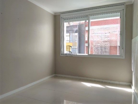 Apartamento reformado de 1 dormitório em andar alto !