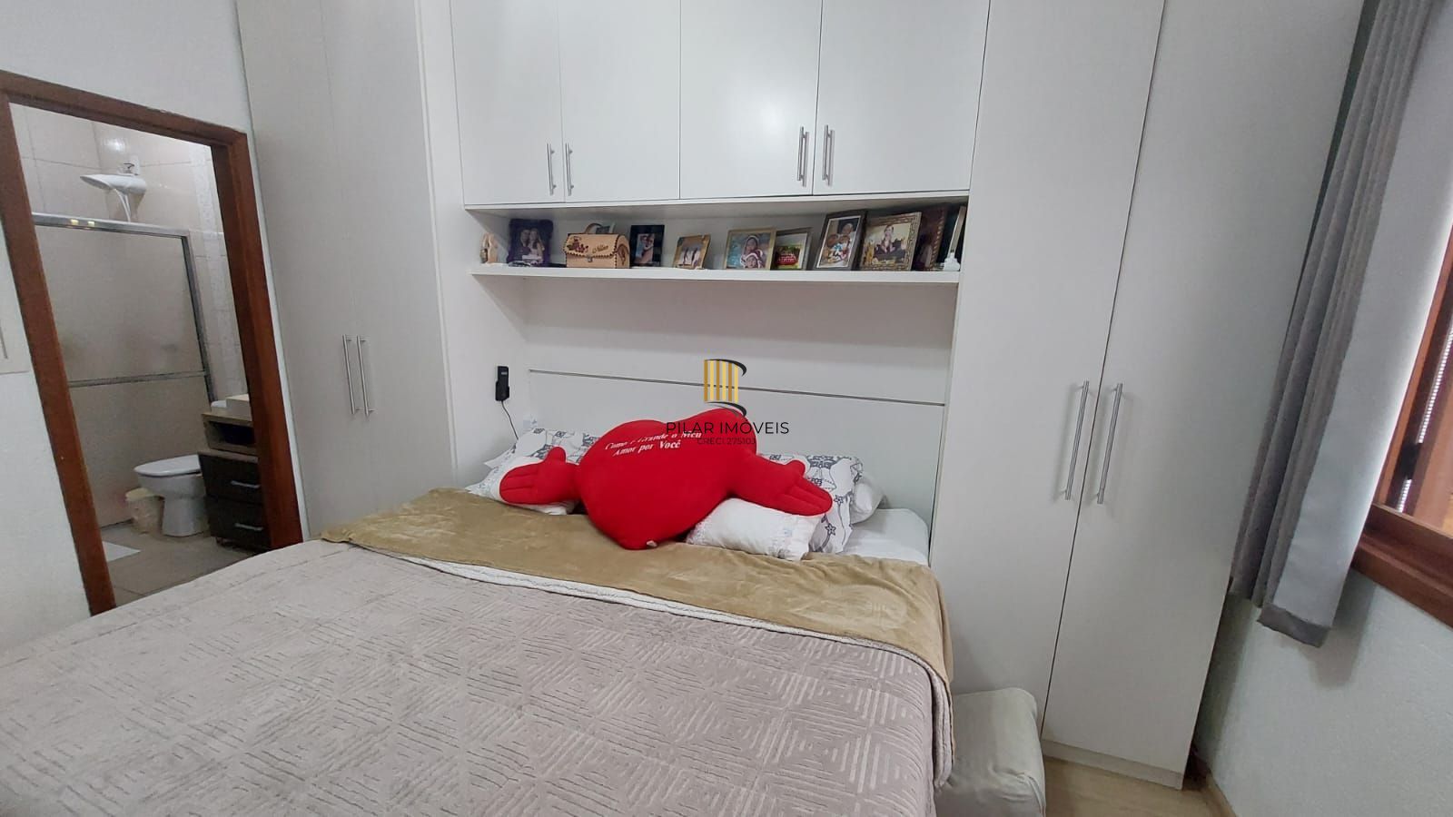 CASA NO LAGOS DE NOVA IPANEMA - 2 QUARTOS E ATELIER NO PISO SUPERIOR