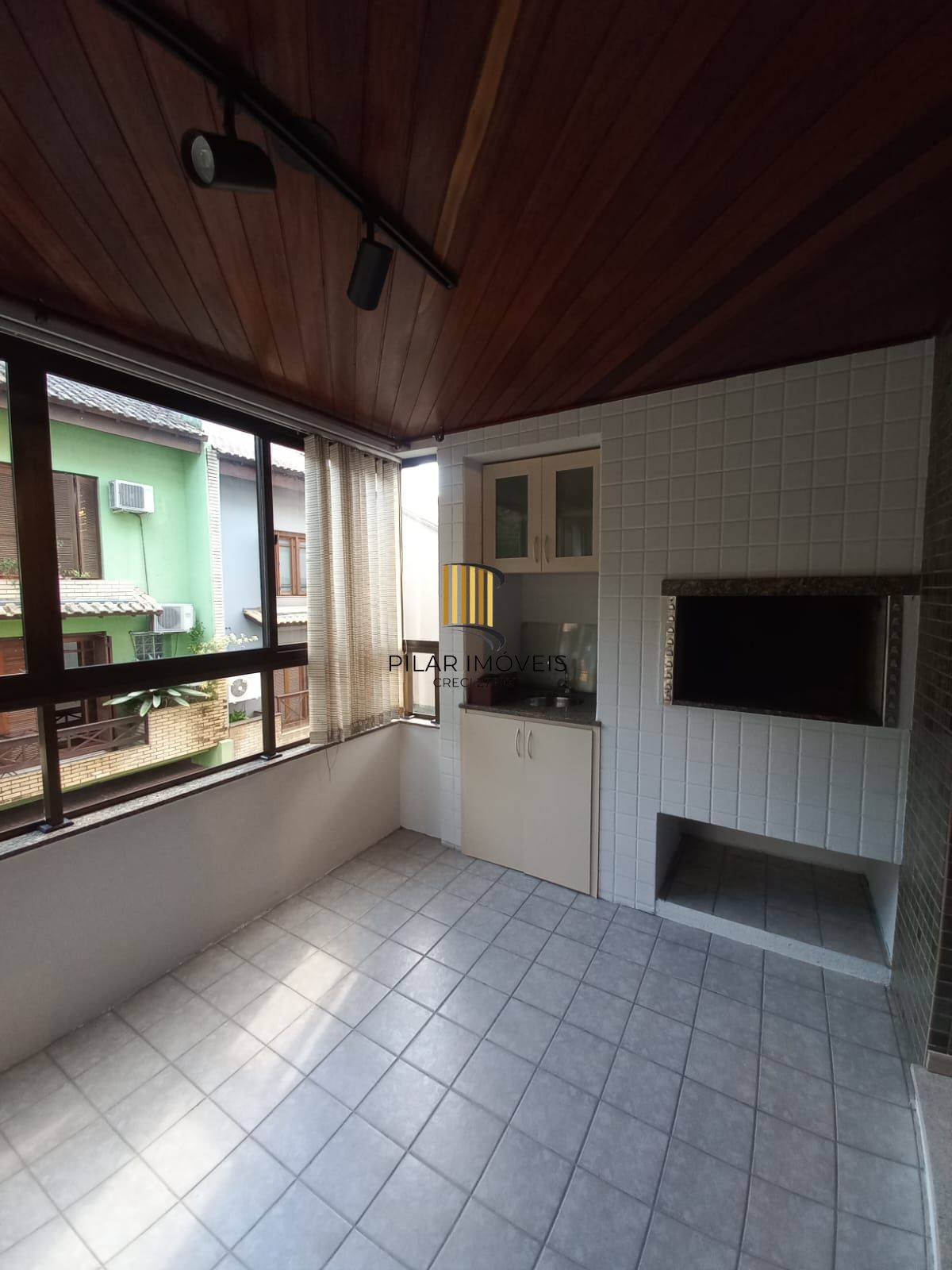 Apartamento reformado no coração da Tristeza