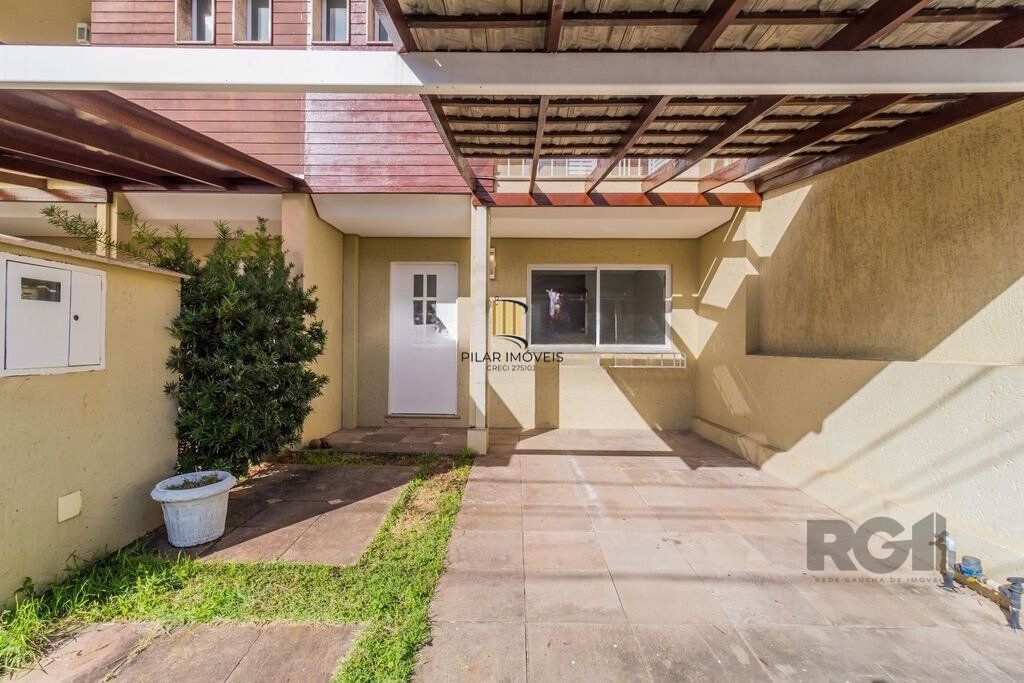 Casa em condomínio 3 dormitórios sendo 1 suíte bairro Vila Nova Porto Alegre