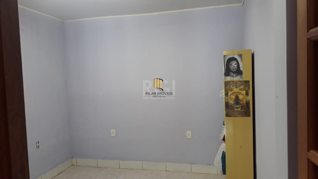 Casa para Venda - 121m², 3 dormitórios, sendo 1 suites, 2 vagas - Restinga