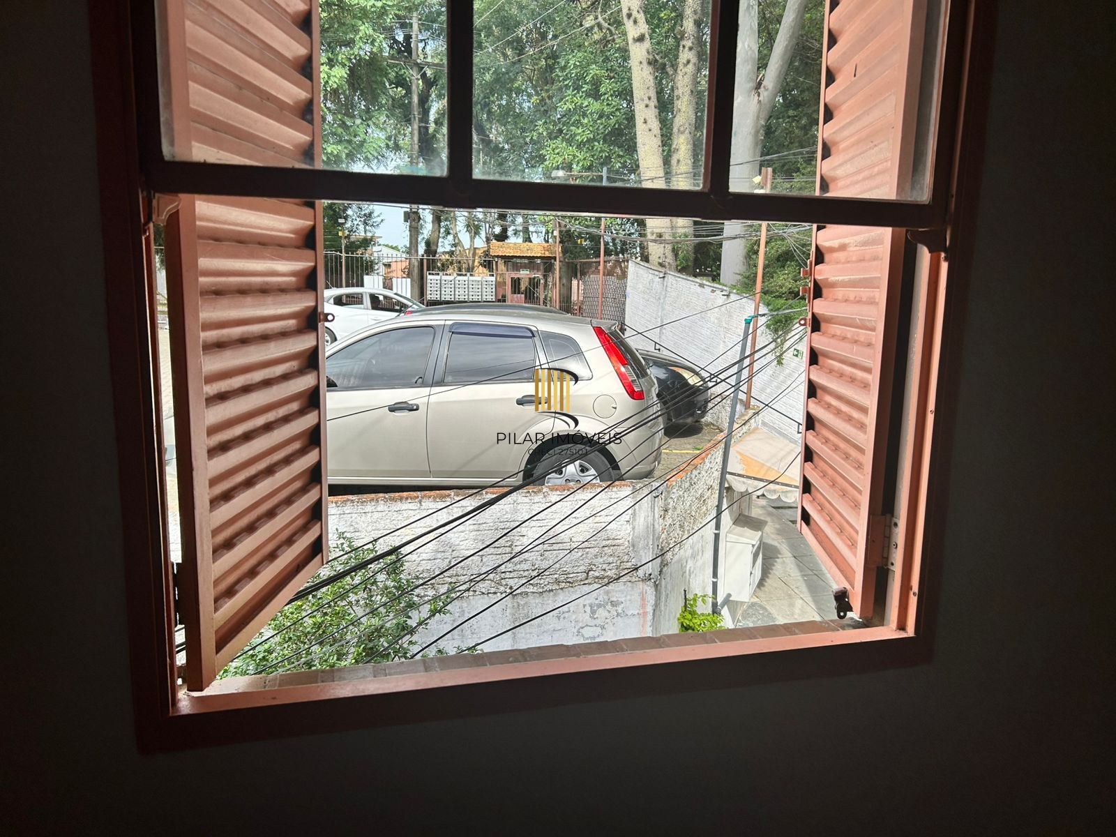 Casa 2 dormitórios no bairro Guarujá