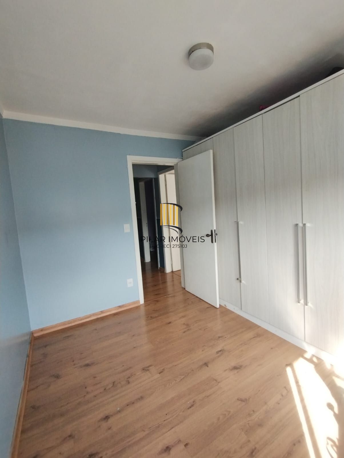 Apartamento com 03 quarto e 01 vaga no Bairro Cavalhada em Porto Alegre