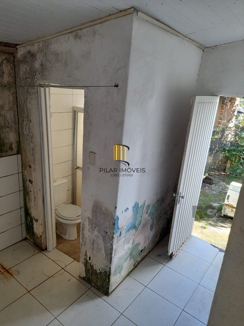 Casa de 3 dormitórios no bairro Santa Tereza