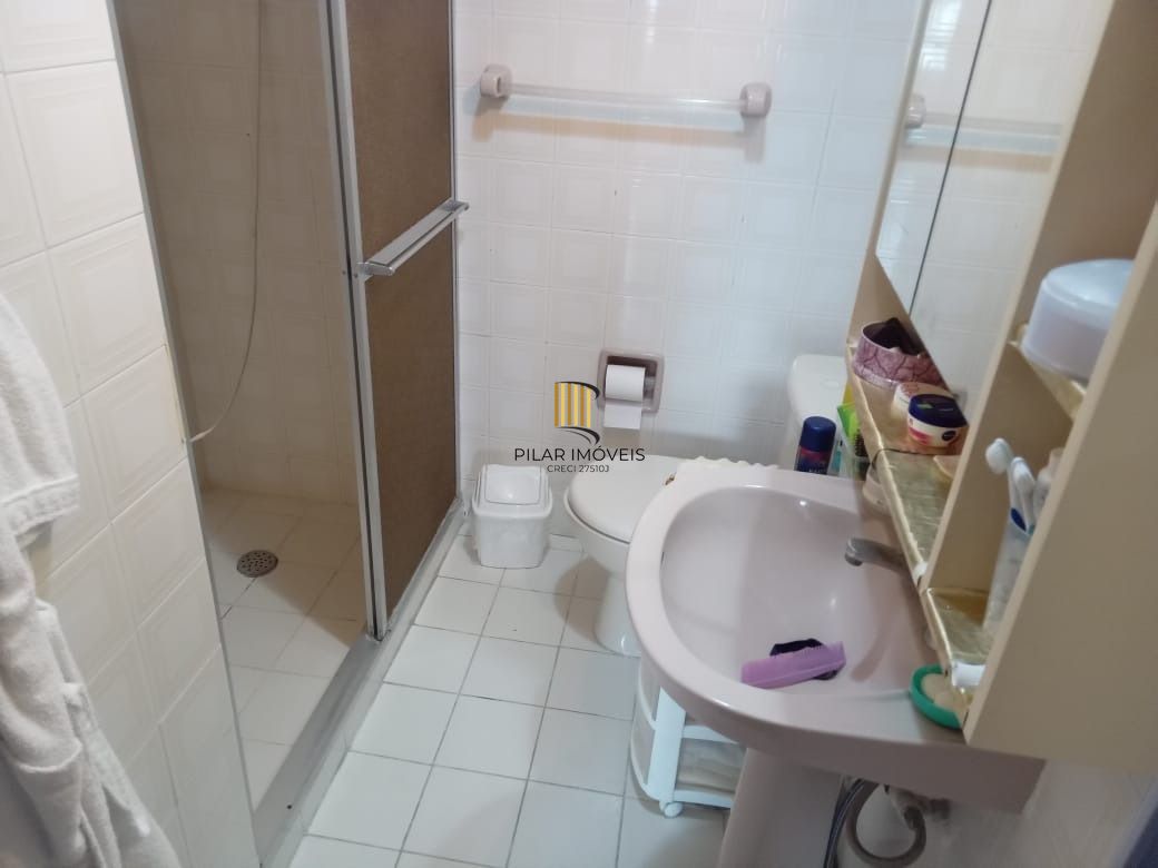 Apartamento de 3 dormitórios Bairro Teresópolis Porto Alegre RS !