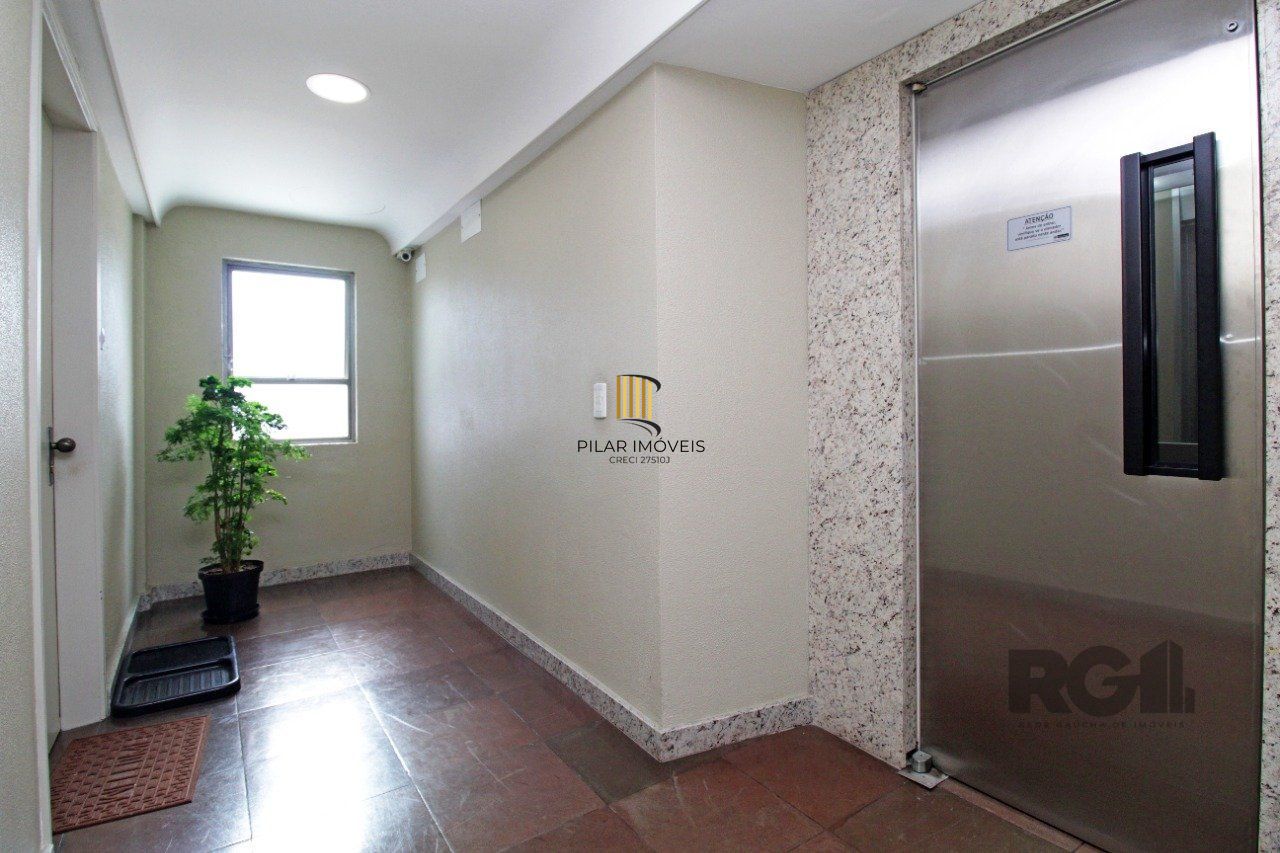Sala comrcial  venda na Carlos gomes, 48m2 privativos e uma vaga de garagem