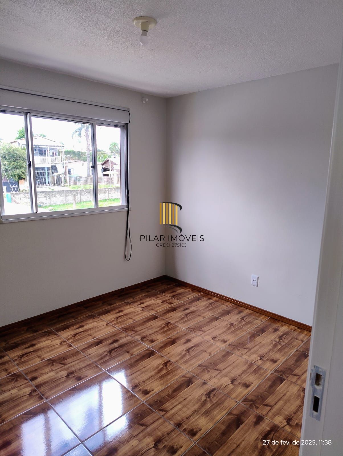 Apartamento para Venda - 45.81m², 2 dormitórios, 1 vaga, Lomba do Pinheiro