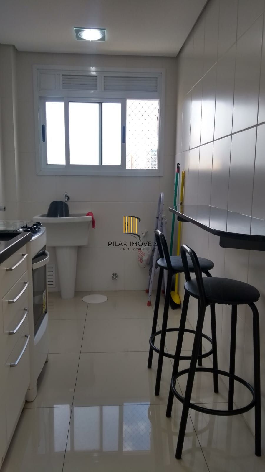 Apartamento com 02 quartos (01 suíte) e 03 Vagas no Bairro Cristo Redentor