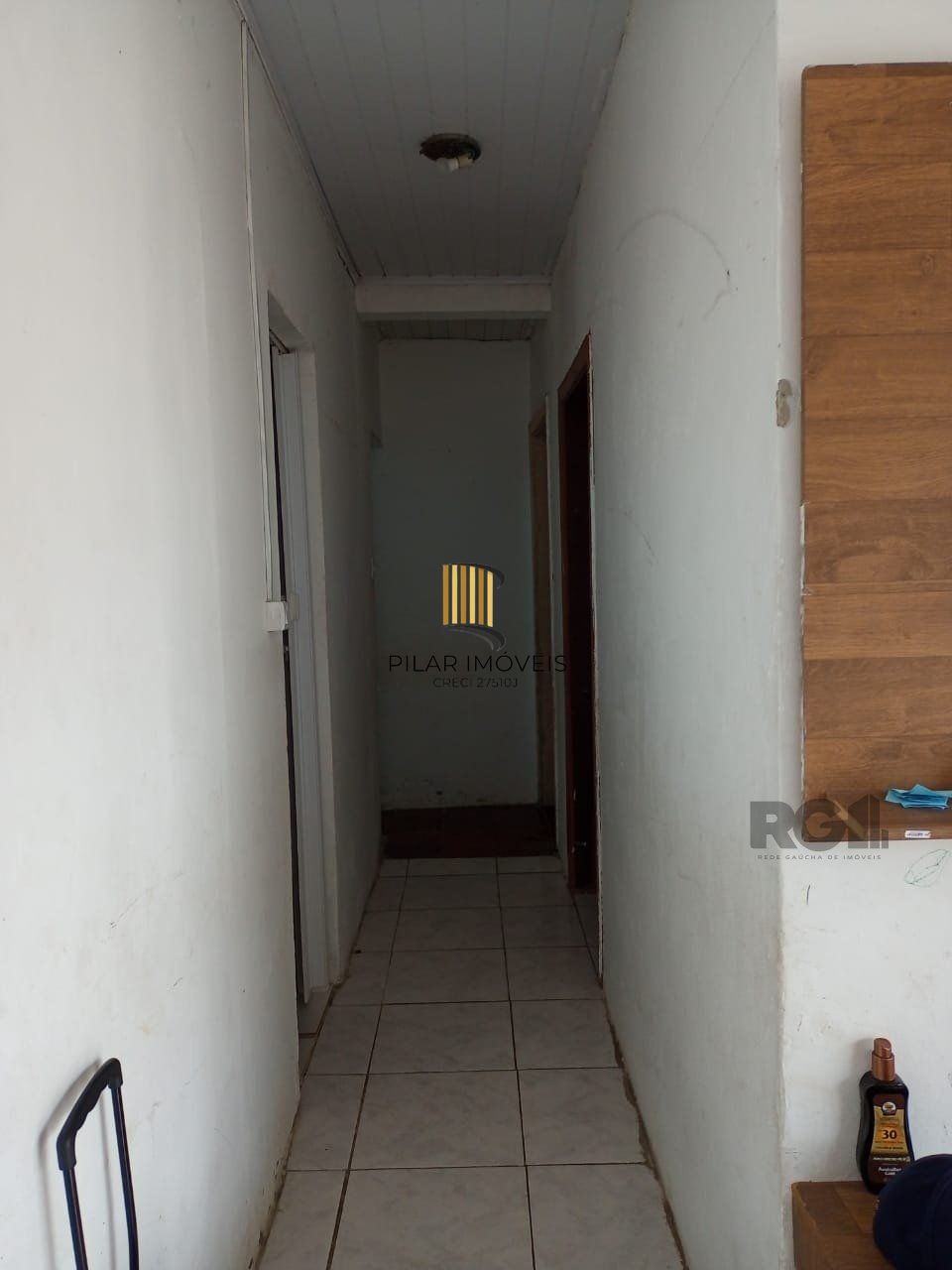 Casa para Venda - 482m², 3 dormitórios, 3 vagas - Camaquã, Porto Alegre