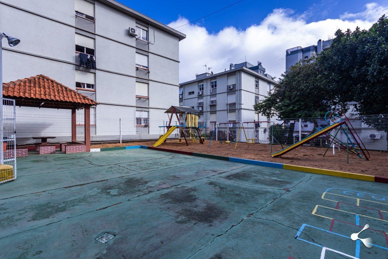 Apartamento para Venda - 63.18m², 3 dormitórios, 1 vaga - Cristo Redentor, Porto Alegre