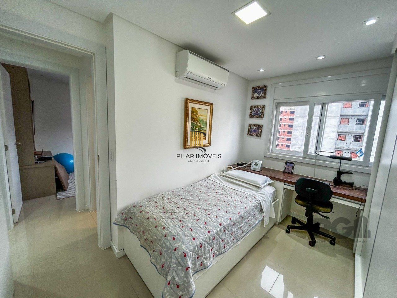 Apartamento de 03 dormitórios na Tristeza Zona Sul de Porto Alegre