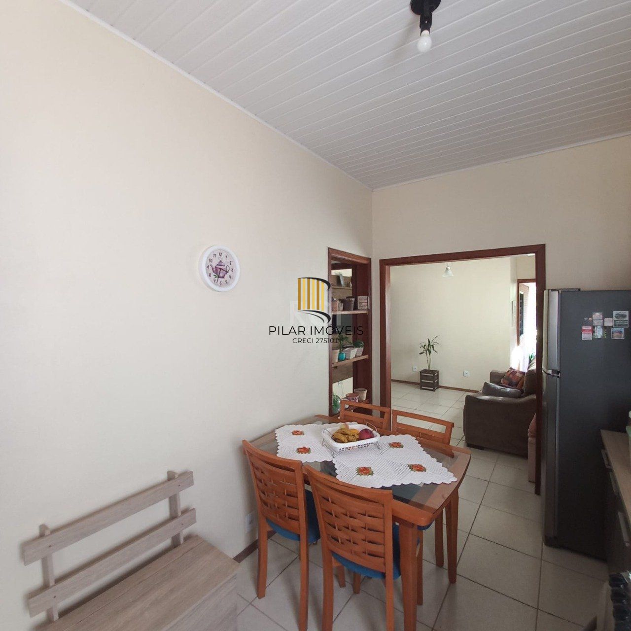 2 Casa com 4 quartos, 2 vagas de garagem, no bairro Belém Novo, Porto Alegre/RS     