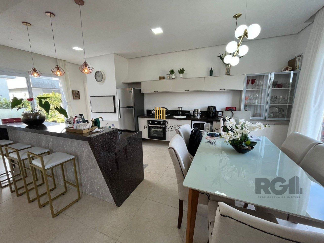 LINDA CASA 3 QUARTOS À VENDA CONDOMÍNIO DUBAI CAPÃO DA CANOA