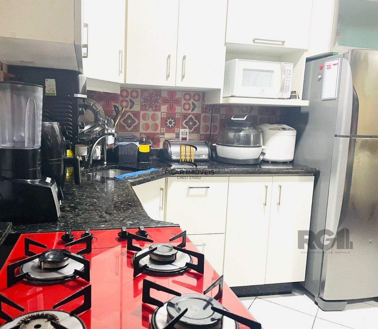 Ótima casa de 3 dormitórios no Condomínio Vivendas do Porto no bairro Tristeza