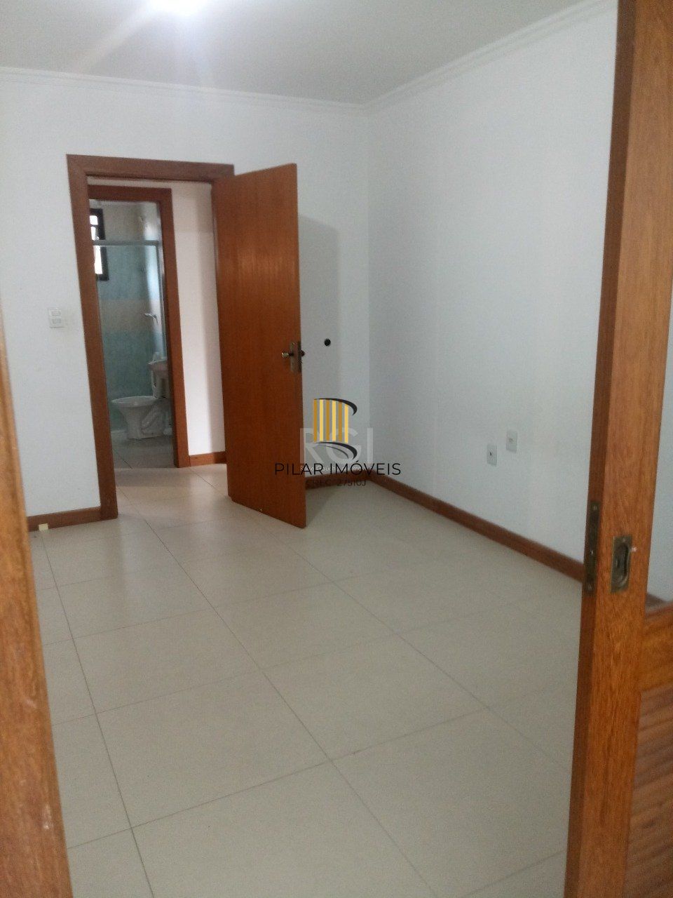 Apartamento para Venda - 77m², 2 dormitórios, sendo 1 suites, Jardim São Pedro, Porto Alegre - Pilar Imóveis