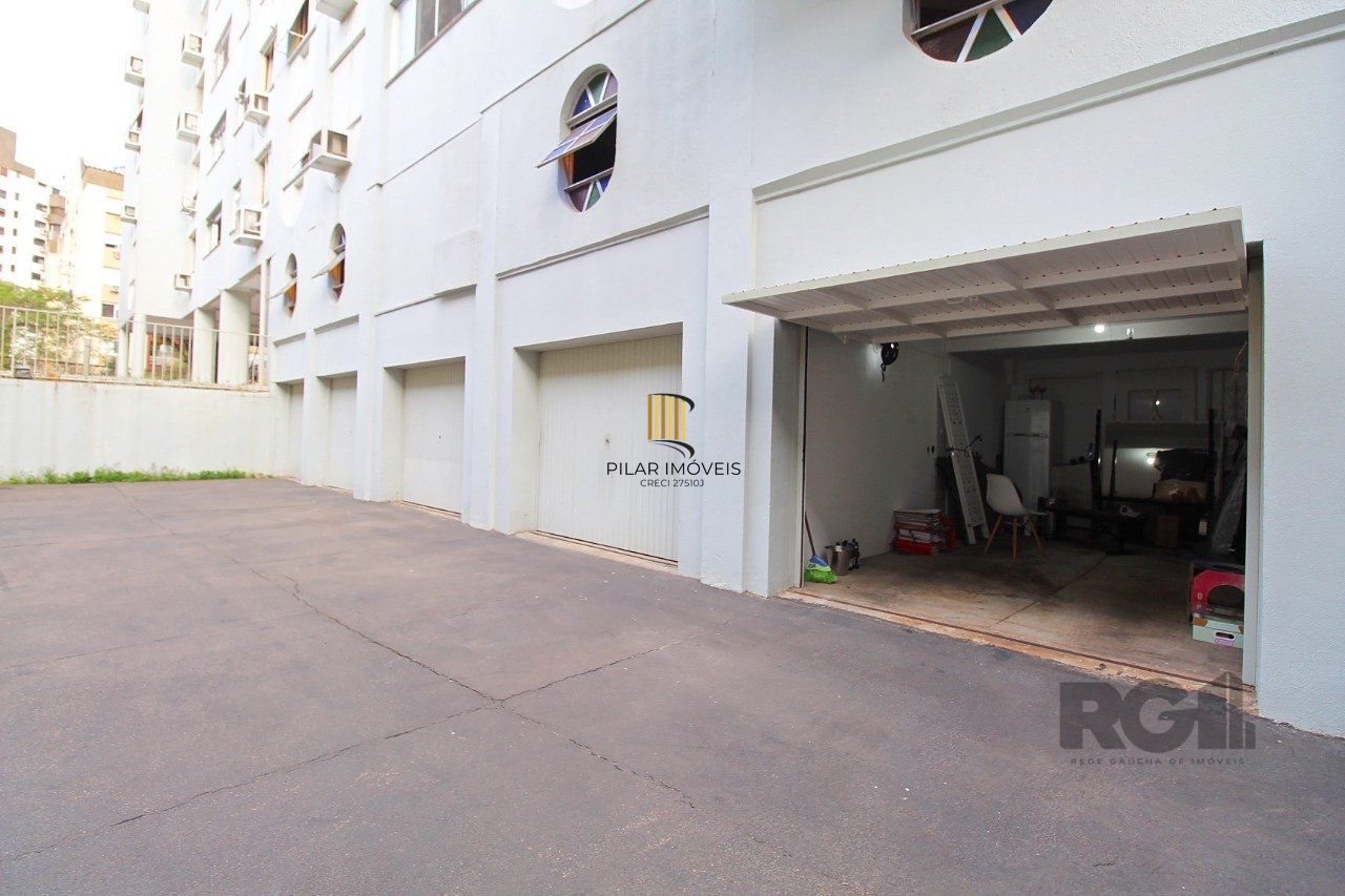 Apartamento a venda composto de dois dormitórios no bairro menino Deus com vaga