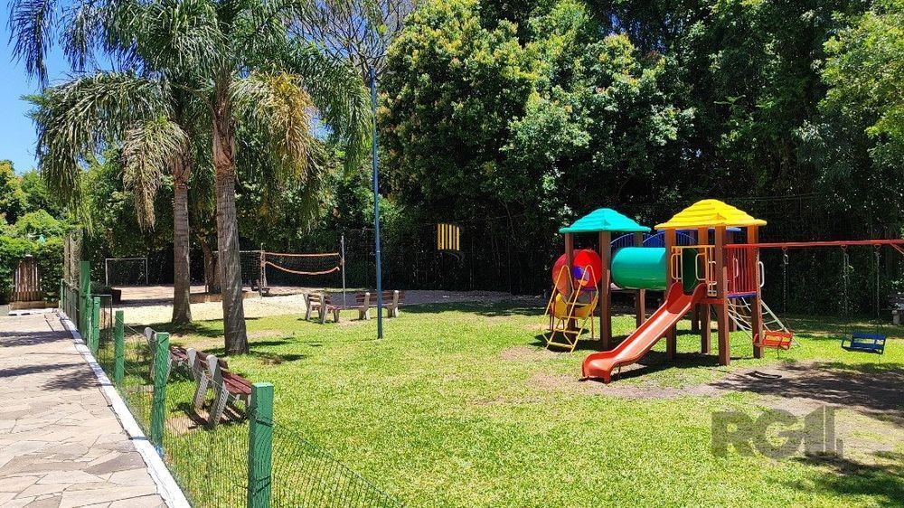 Excelente Apartamento 3 dormitórios, 2 vagas, condomínio Plaza Cristal