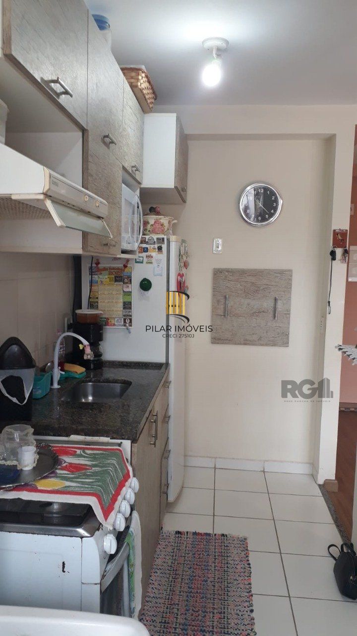APARTAMENTO DE 2 DORMITÓRIOS E VAGA ESCRITURADA EM CONDOMÍNIO COM INFRA COMPLETA.