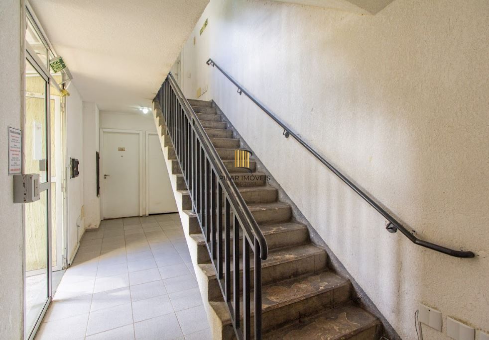 Apartamento de 2 Quartos e 01 vaga fixa no Bairro Jardim Leopoldina em Porto Alegre