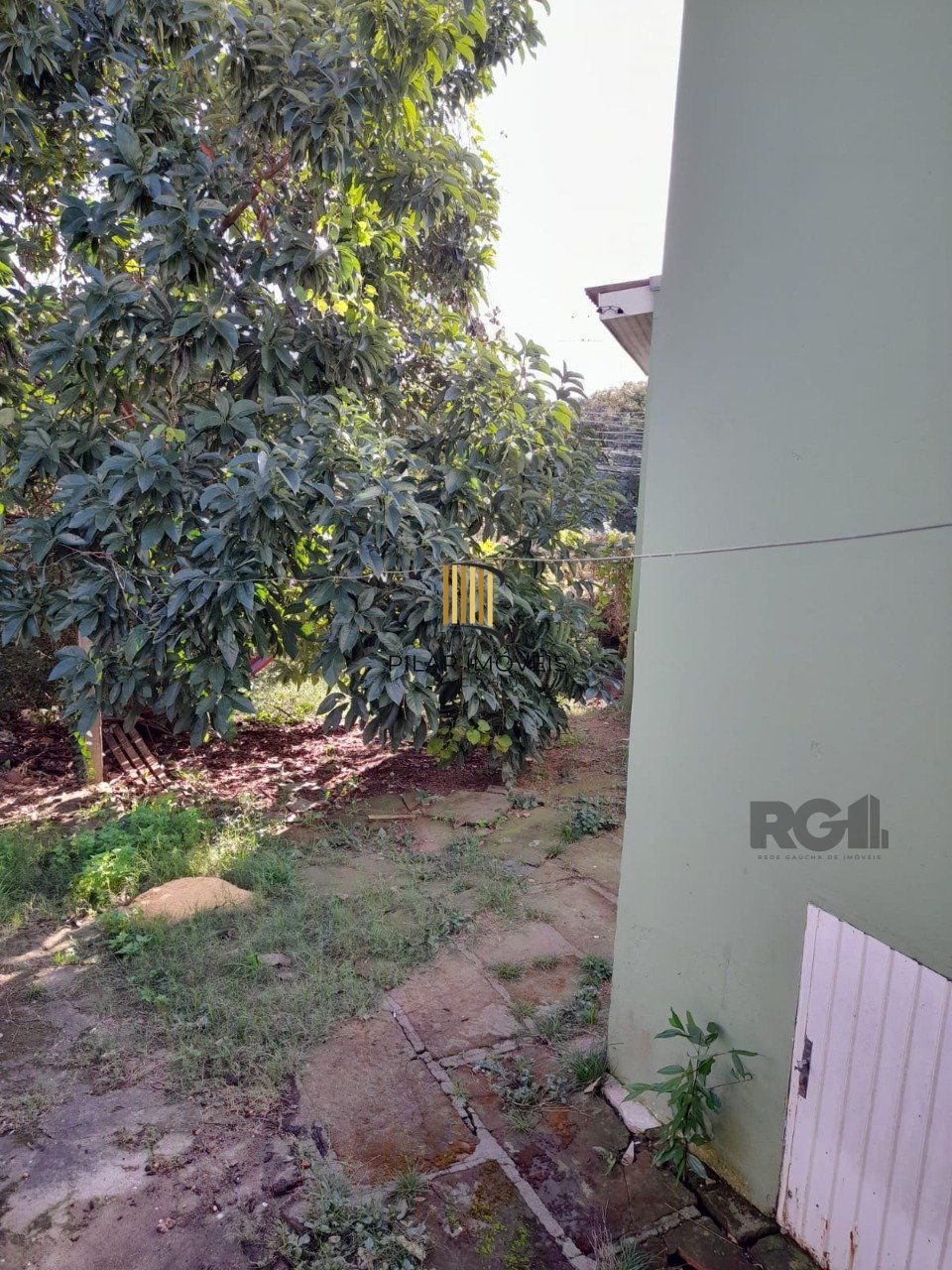 Casa de 3 dormitórios no bairro Santa Tereza