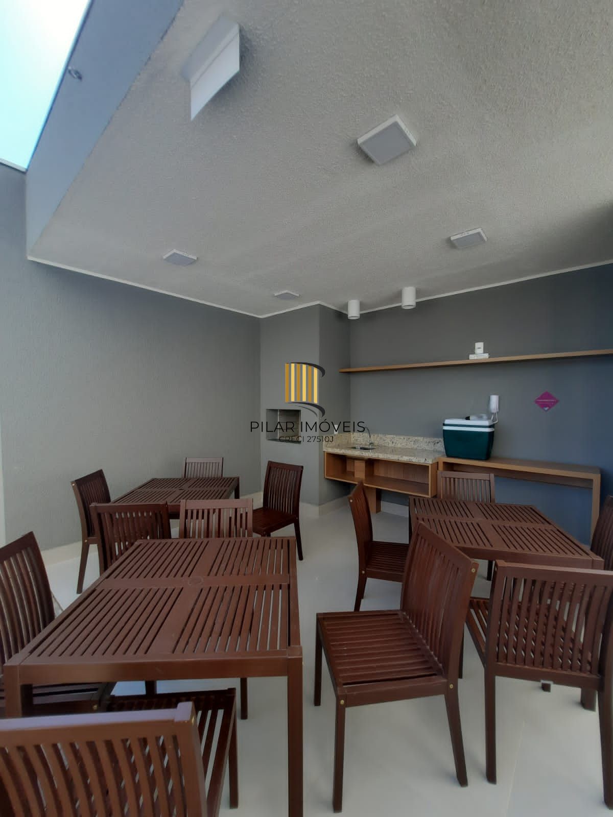 Apartamento 2 dormitórios no bairro Sarandi