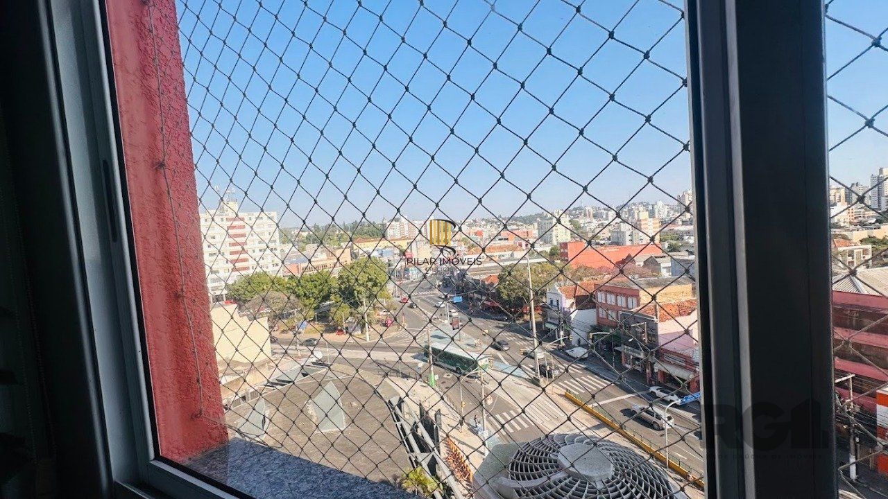 Apartamento 2 dormitórios no bairro Azenha