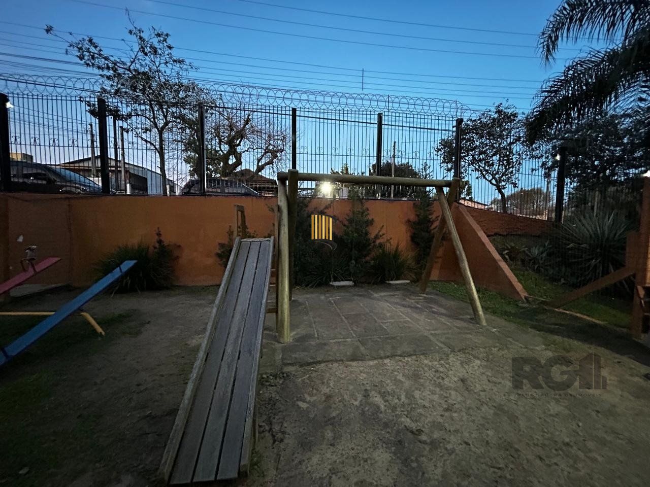 APARTAMENTO 02 QUARTOS E VAGA, BAIRRO VILA VOVA, PORTO ALEGRE, RS