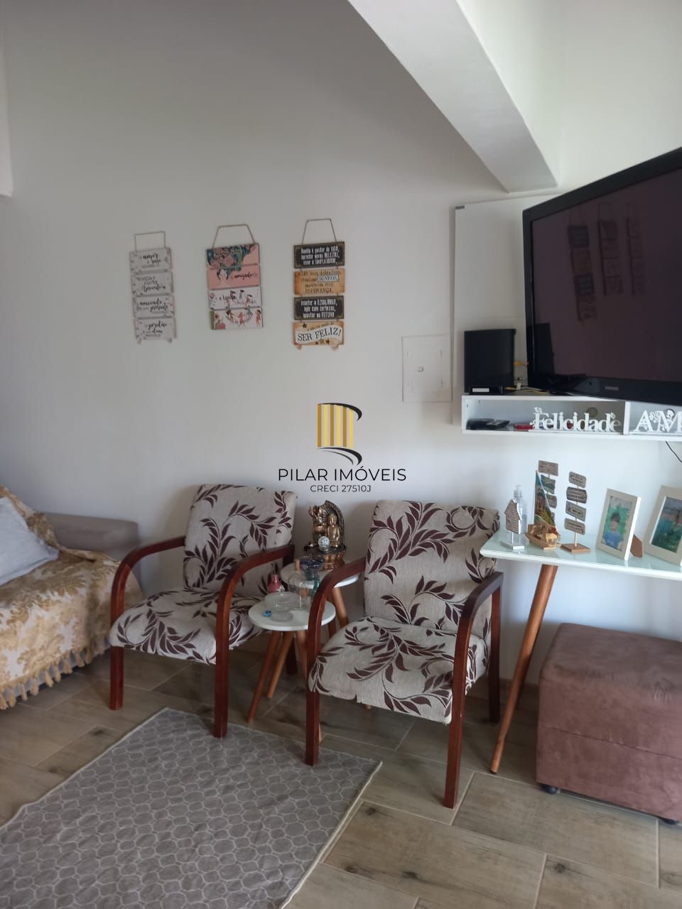 Casa em condominio com 2 dormitórios , 1 suíte ,1 vaga de garagem !