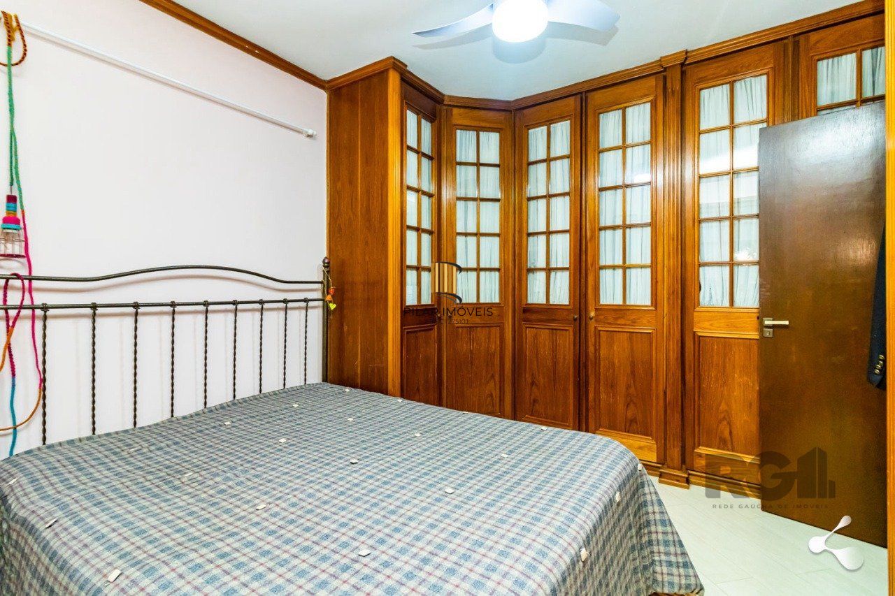 CASA, 4 DORMITÓRIOS, 3 SUÍTES, 2 VAGAS DE GARAGEM, BAIRRO IPANEMA, PORTO ALEGRE/RS
