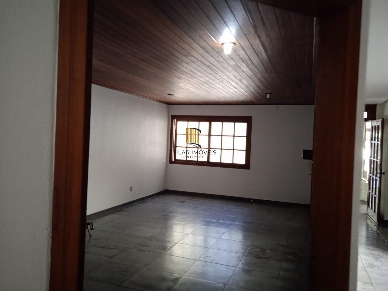 Apartamento com 128.25m², 3 dormitórios, sendo 2 suites, 1 vaga, Petrópolis,