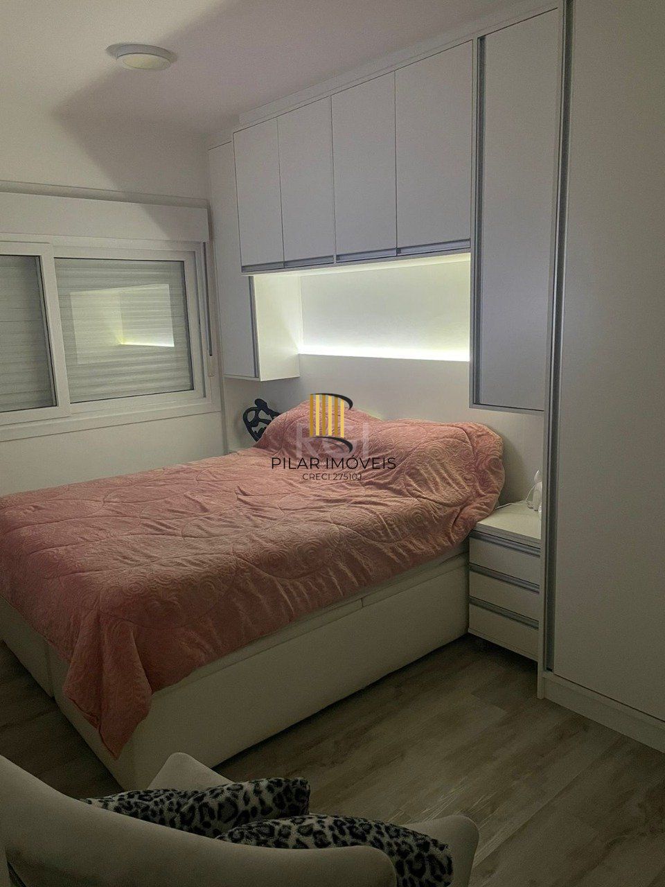 Apartamento para Venda - 60m², 2 dormitórios, sendo 1 suites, 1 vaga - Glória