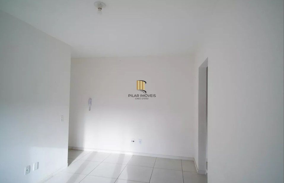 Apartamento com 01 Quarto e 01 Vaga escriturada no Bairro Jardim do Salso