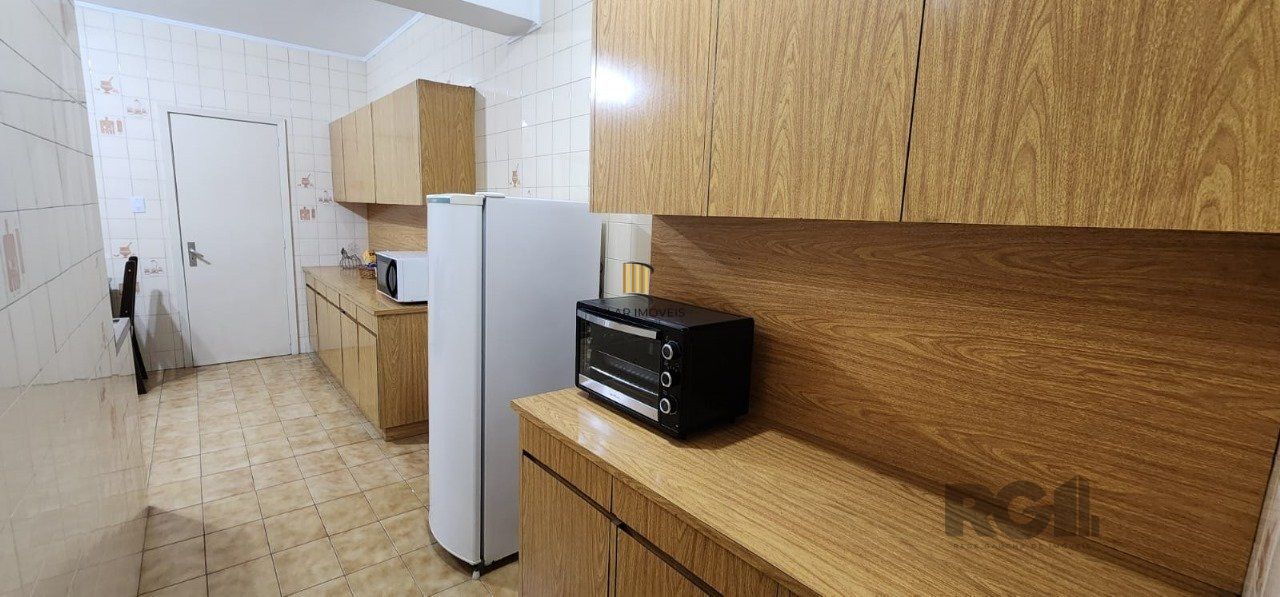 MEGA APARTAMENTO DE 169M² ,  COM SACADA, 3 DORMITÓRIOS, NO CENTRO DE PORTO ALEGRE -RS