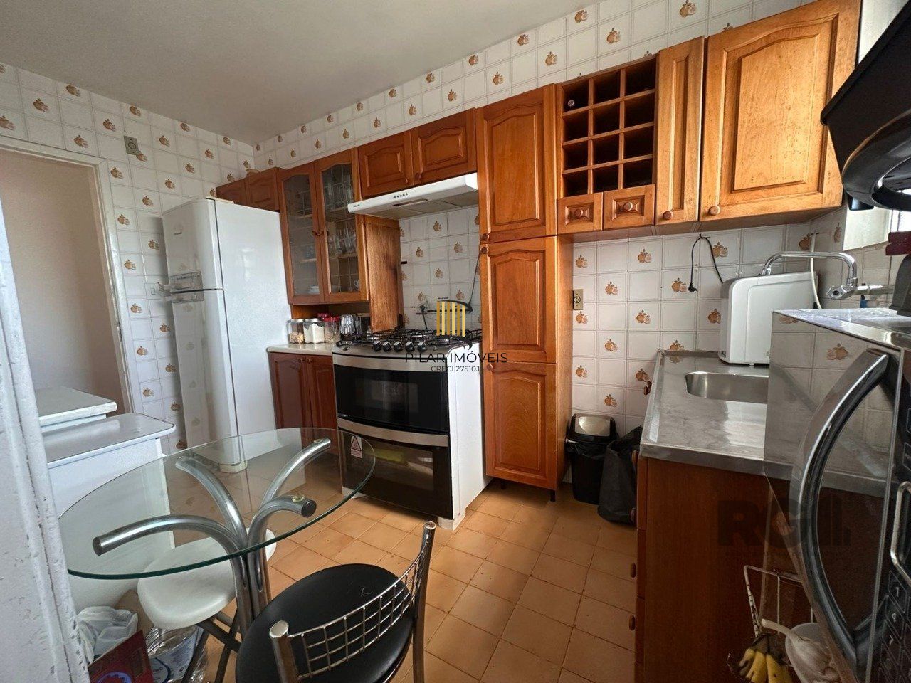 Apartamento a venda dois dormitórios, sacada, suíte e vaga na zona sul de porto alegre