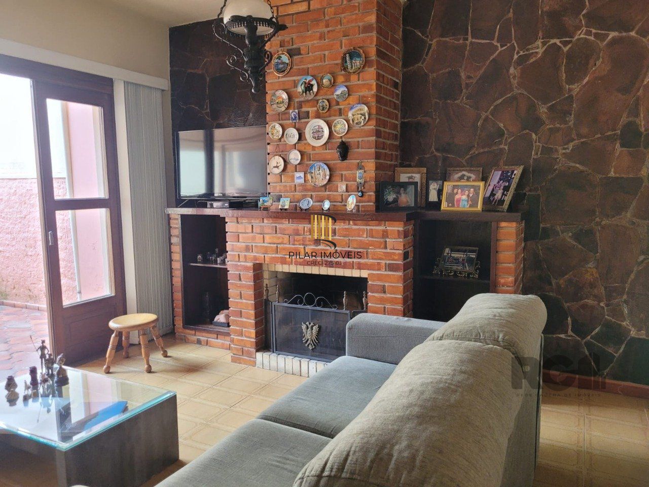 Casa para Venda - 181.5m², 4 dormitórios, 2 vagas - Partenon