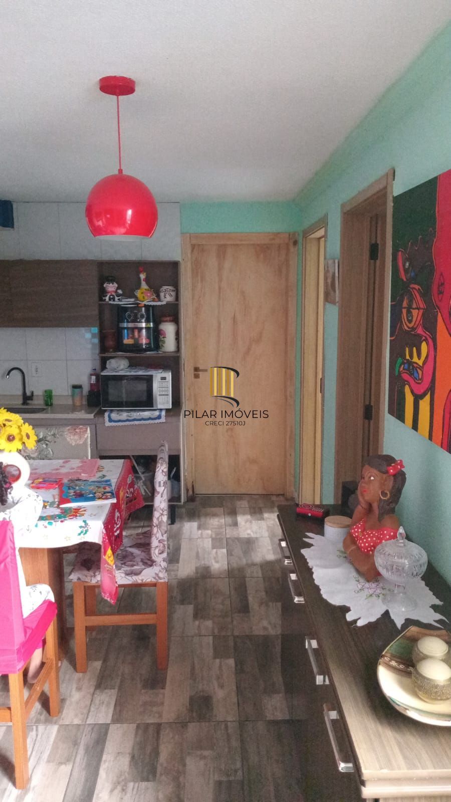 Apartamento com 02 quarto e 01 vaga rotativa, no Bairro Partenon