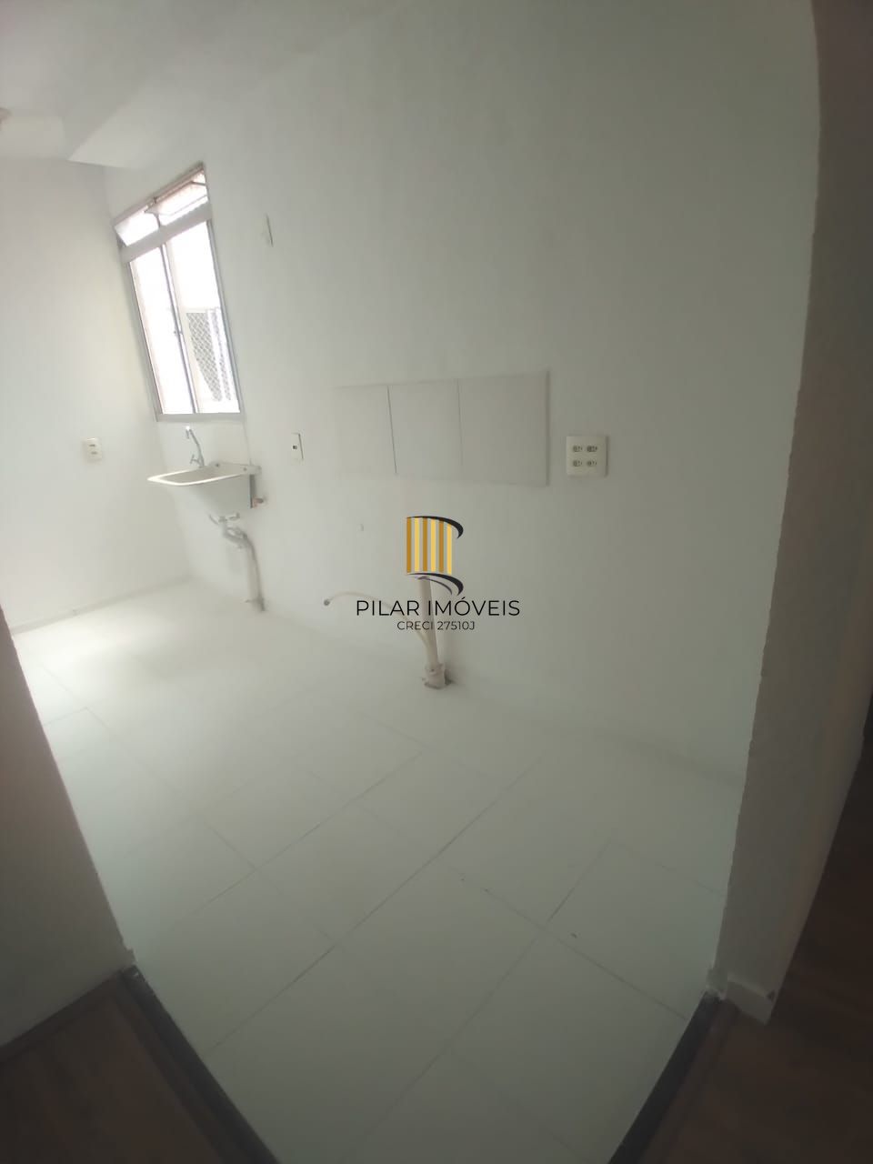 Apartamento com 02 quartos e 01 vaga à Venda no Bairro Sarandi, Porto Alegre/RS