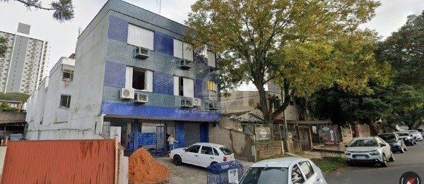Apartamento JK , 28m², 1 dormitório, 1 vaga - Bom Jesus, uma quadra da Protásio, Porto Alegre/RS