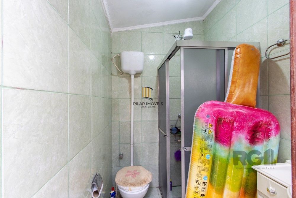 Casa 3 dormitórios no bairro Serraria