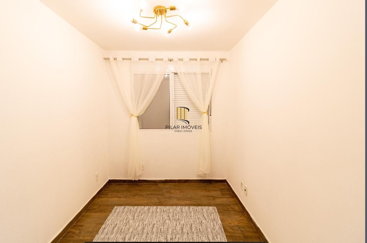 Apartamento com 03 quartos e 01 vaga escriturada no Bairro Camaquã