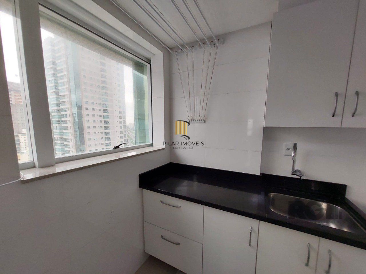 APARTAMENTO 3 SUITES - ANDAR ALTO - VISTA PARA O MAR - MEIA  PRAIA - ITAPEMA - SC